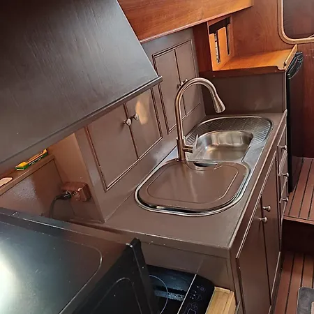 Romantic Sailboat * Valencia