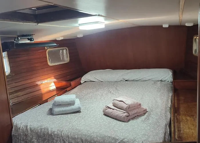 Bådhotel Romantic Sailboat Valencia
